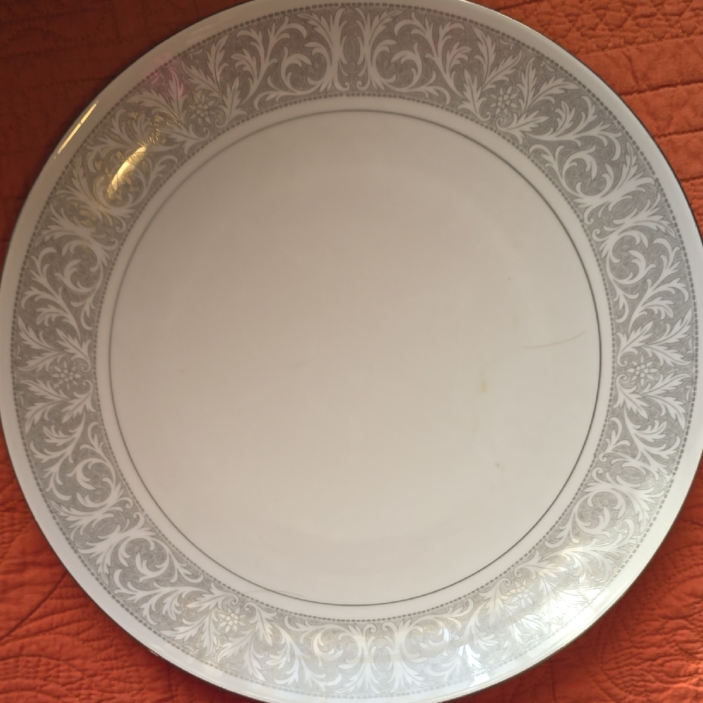 Elegant Gray Dinner Plate